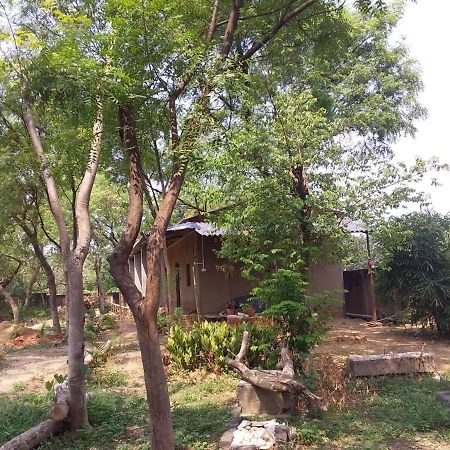 Abar Aranye Hotel Ghatshila Bagian luar foto