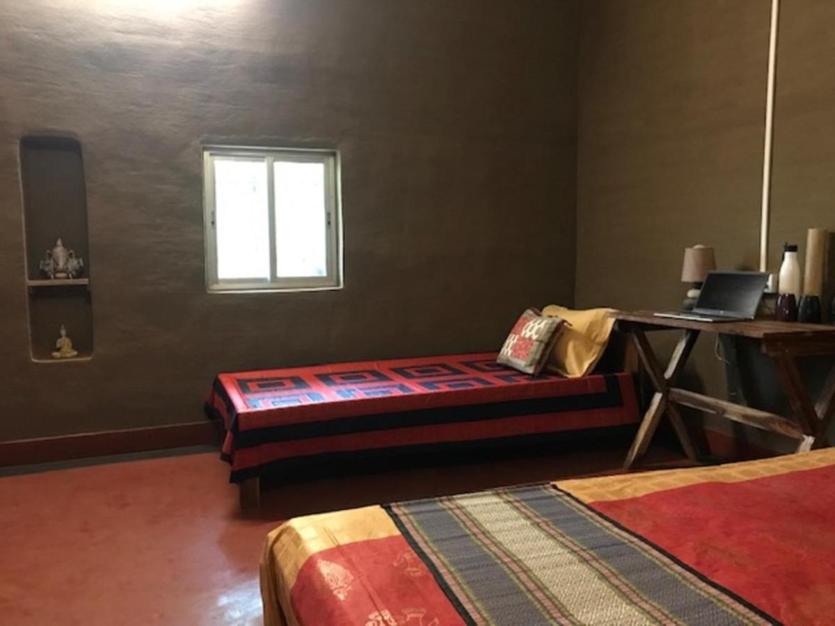 Abar Aranye Hotel Ghatshila Bagian luar foto